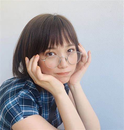 本田翼がかわいいのは整形 画像で現在と昔を比較 Lineモバイル や三井ダイレクト損保のcmも